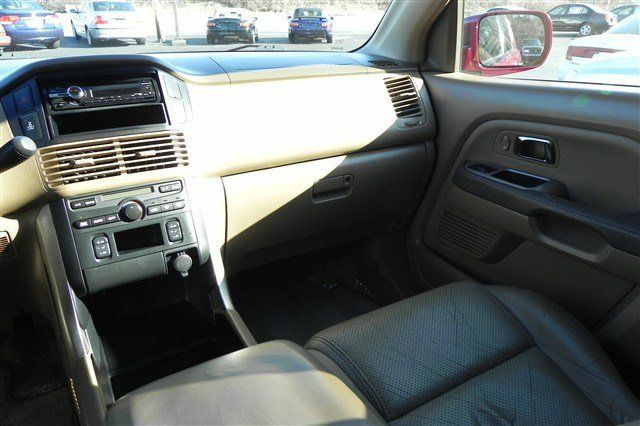 Honda Pilot 2004 photo 9