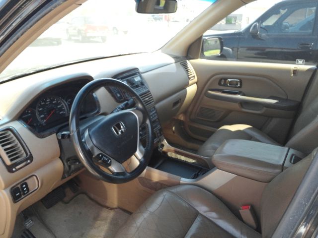 Honda Pilot 2004 photo 1