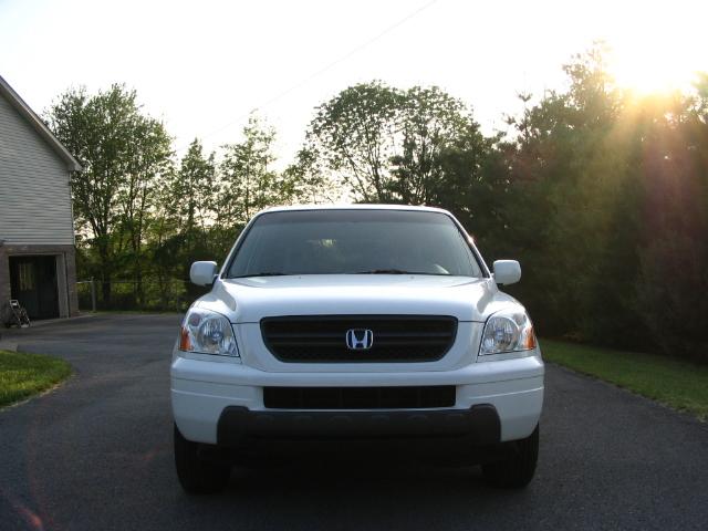 Honda Pilot 2004 photo 2