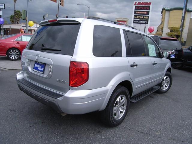 Honda Pilot 2005 photo 1