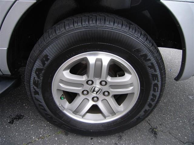 Honda Pilot 2005 photo 2