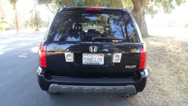 Honda Pilot 2005 photo 2