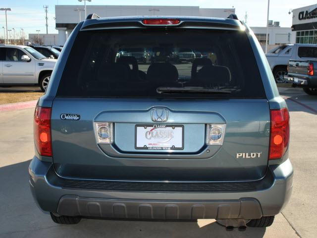 Honda Pilot 2005 photo 1