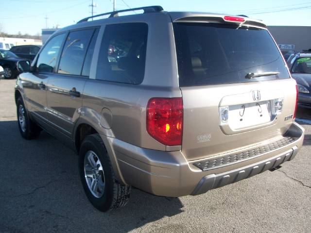 Honda Pilot 2005 photo 2