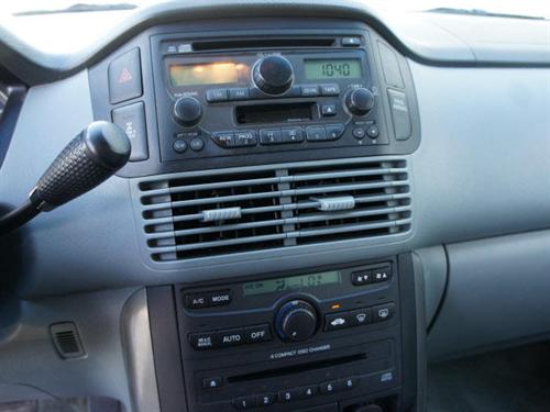 Honda Pilot 2005 photo 2