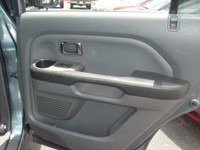 Honda Pilot 2005 photo 14