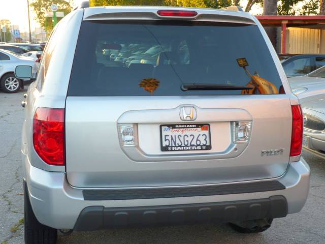 Honda Pilot 2005 photo 2
