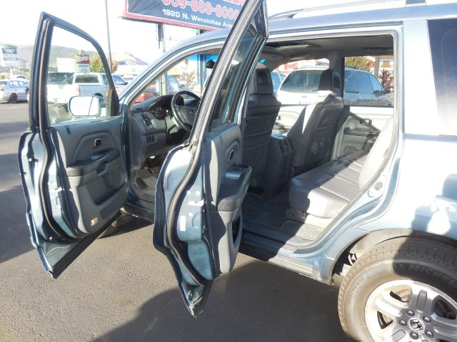 Honda Pilot 2005 photo 2