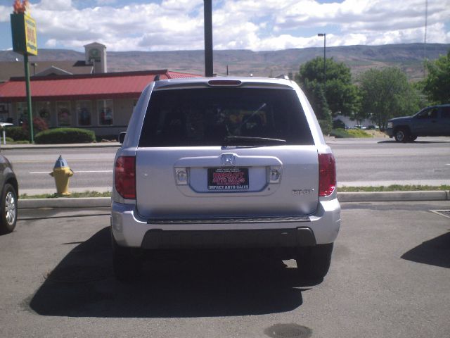 Honda Pilot 2005 photo 1