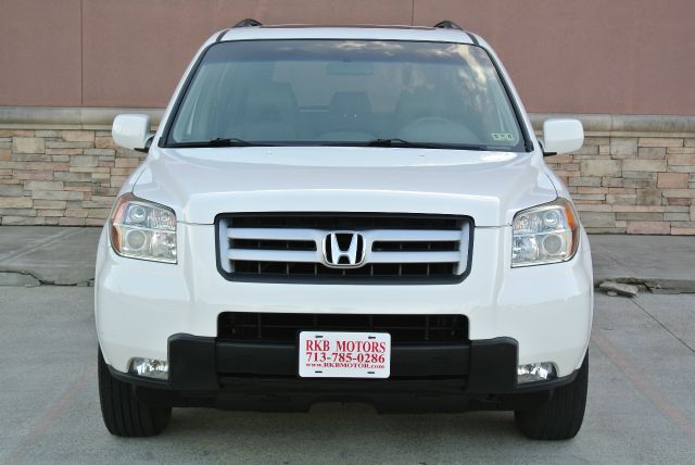 Honda Pilot Crew Cab 126.0 WB LS SUV