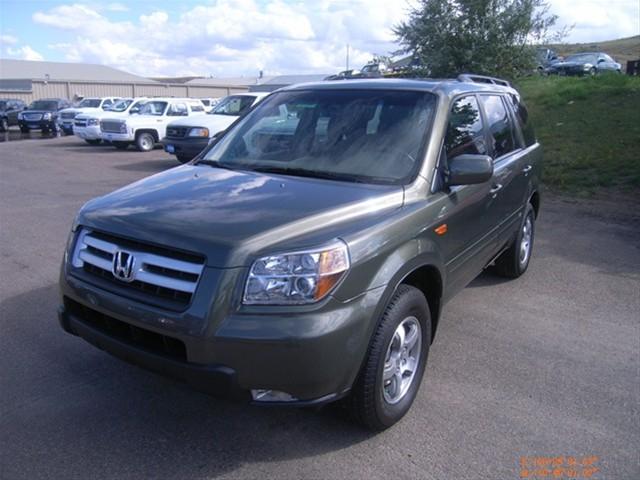 Honda Pilot LS 2WD Sport Utility