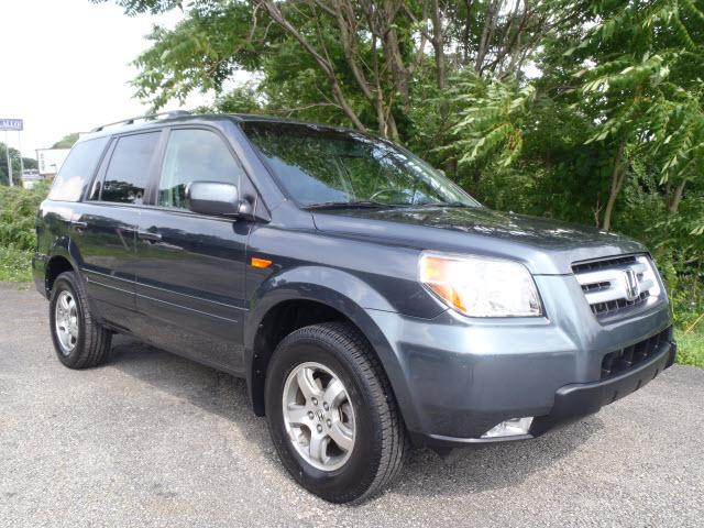 Honda Pilot Crew Cab 126.0 WB 1SB LS Z85 Sport Utility