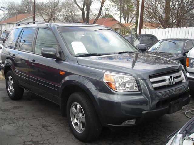 Honda Pilot Open-top Sport Utility