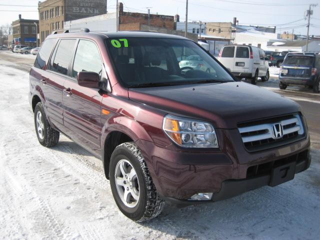Honda Pilot LS 2WD Sport Utility