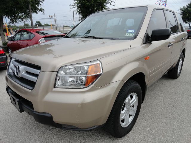 Honda Pilot 4x4 Styleside Lariat SUV