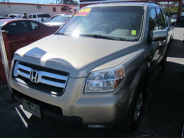 Honda Pilot BASE LS XTR SUV