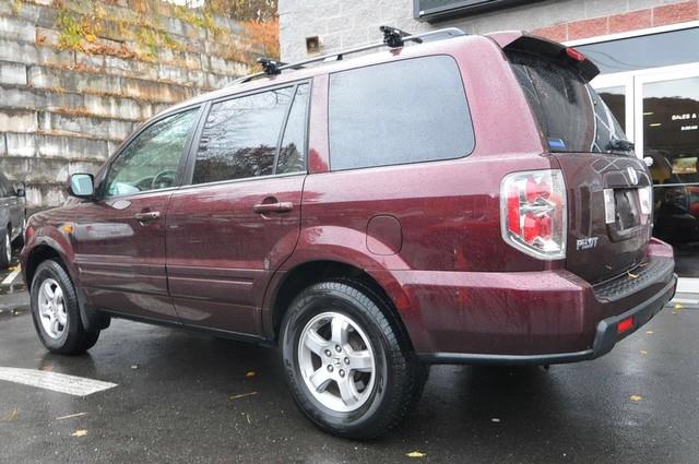 Honda Pilot LS 2WD SUV