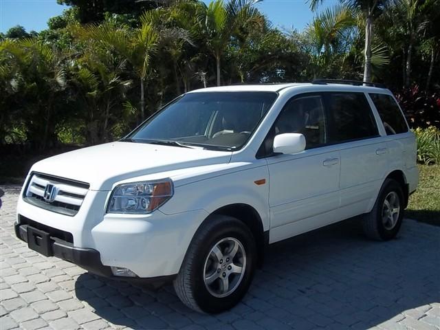 Honda Pilot Z85 LS Sport Utility