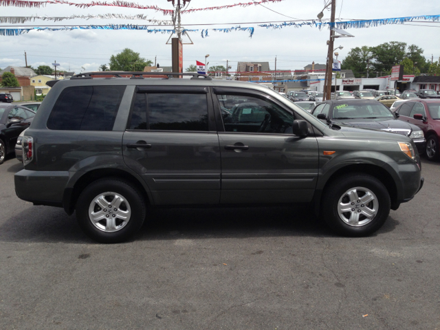 Honda Pilot LS Truck SUV