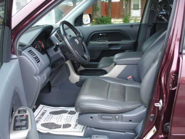 Honda Pilot Z-85 SUV
