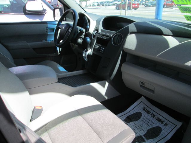 Honda Pilot 2010 photo 2