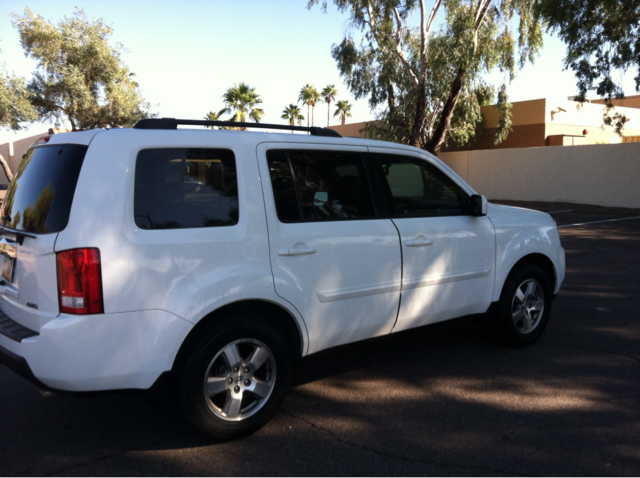 Honda Pilot 2011 photo 2