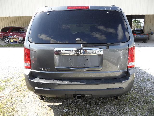 Honda Pilot Z85 LS SUV