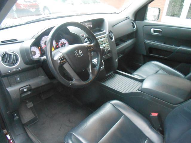 Honda Pilot LS 2WD SUV