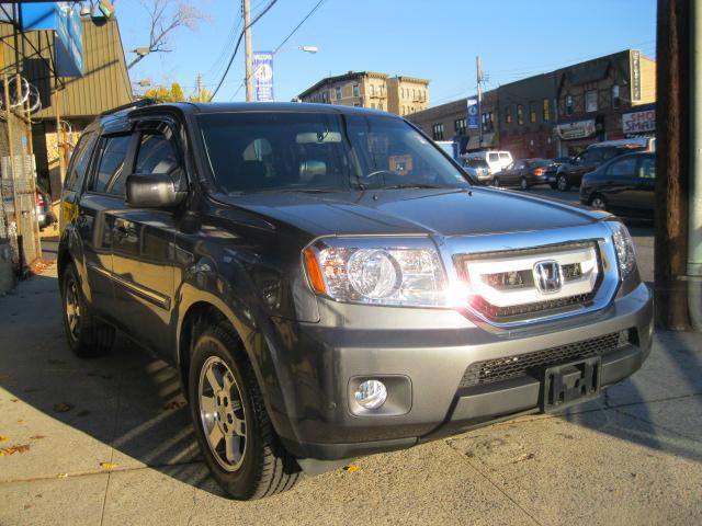 Honda Pilot SE V6 Sedan Sport Utility