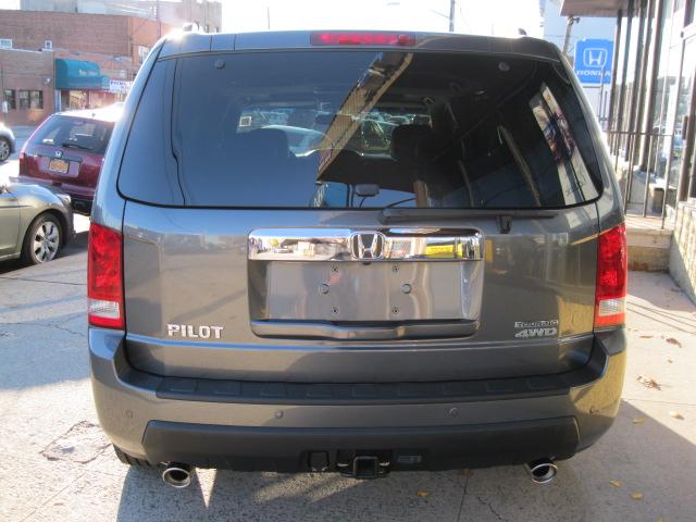 Honda Pilot 2011 photo 1