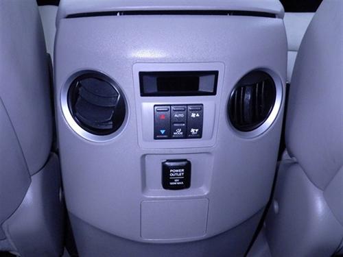 Honda Pilot 2011 photo 2
