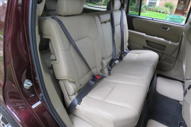 Honda Pilot 2011 photo 25