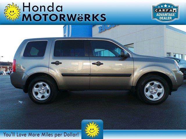 Honda Pilot LS Truck SUV