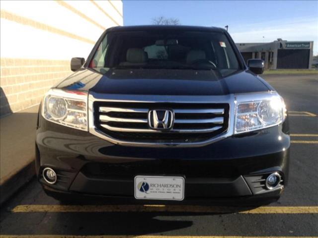 Honda Pilot 2014 photo 1