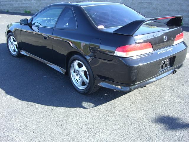 Honda Prelude 1999 photo 2