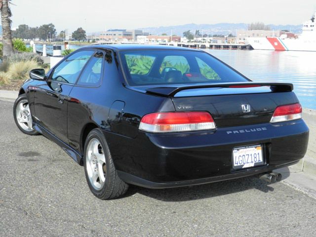Honda Prelude 1999 photo 2
