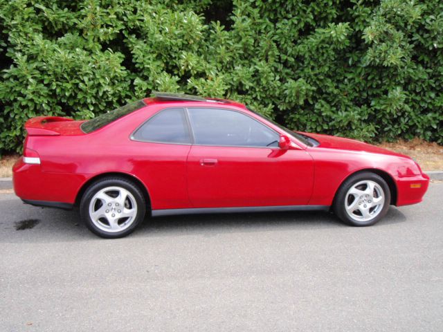Honda Prelude 2000 photo 1