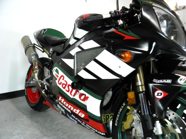 Honda RVT1000R RC51 2003 photo 16