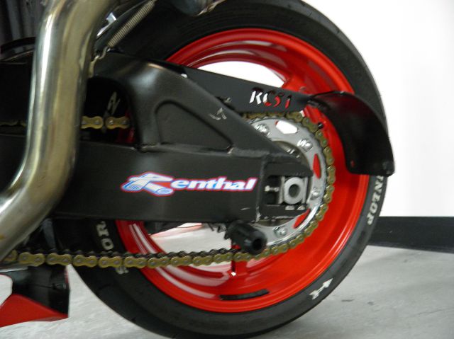 Honda RVT1000R RC51 2003 photo 19