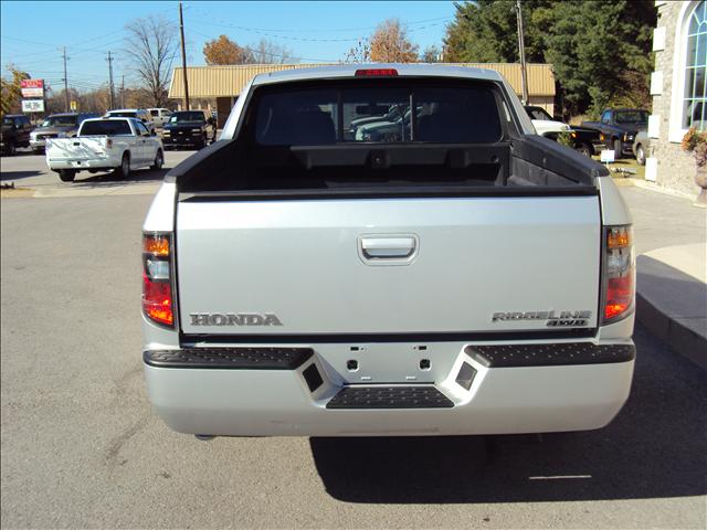 Honda Ridgeline 2006 photo 2