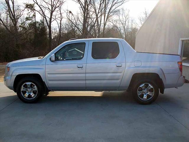 Honda Ridgeline 2006 photo 2