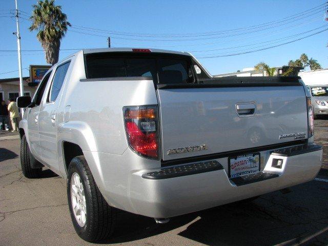 Honda Ridgeline 2006 photo 2