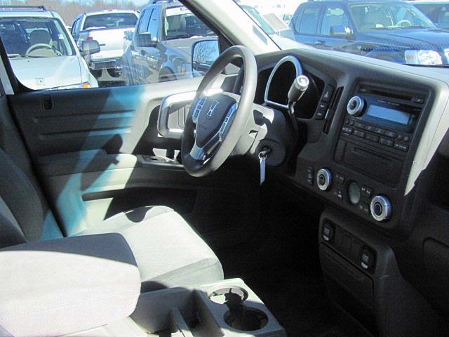 Honda Ridgeline 2006 photo 2
