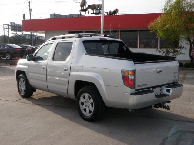 Honda Ridgeline 2006 photo 2