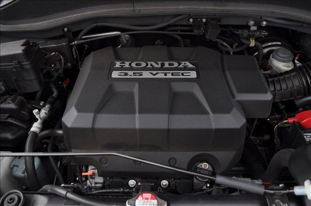 Honda Ridgeline 4dr 1500 4WD Pickup