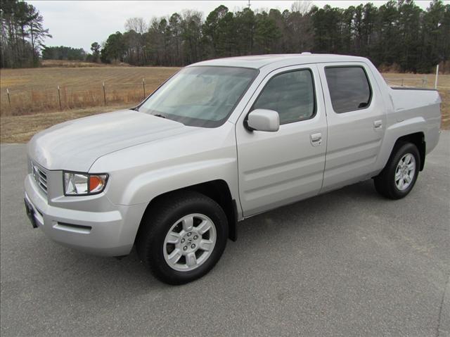 Honda Ridgeline EX Sedan 4-spd AT With Front Side Airbags Pickup