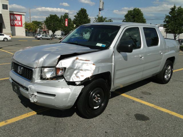 Honda Ridgeline 4dr 1500 4WD Pickup Truck