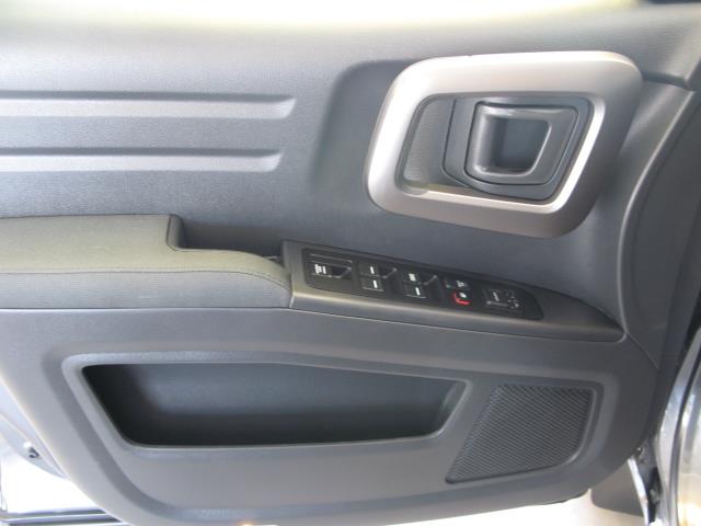 Honda Ridgeline 2011 photo 17