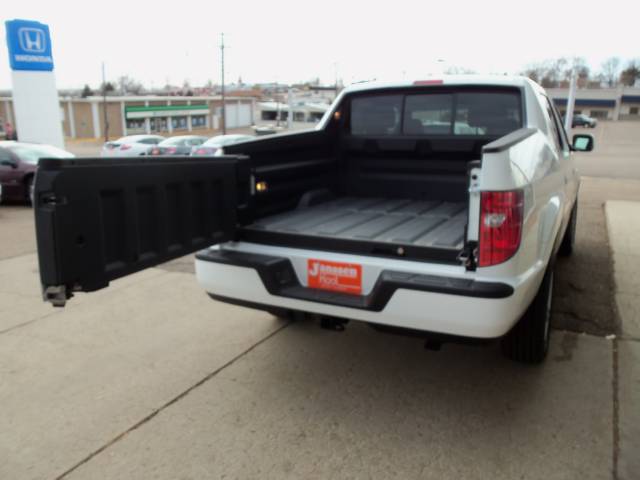 Honda Ridgeline 2011 photo 4
