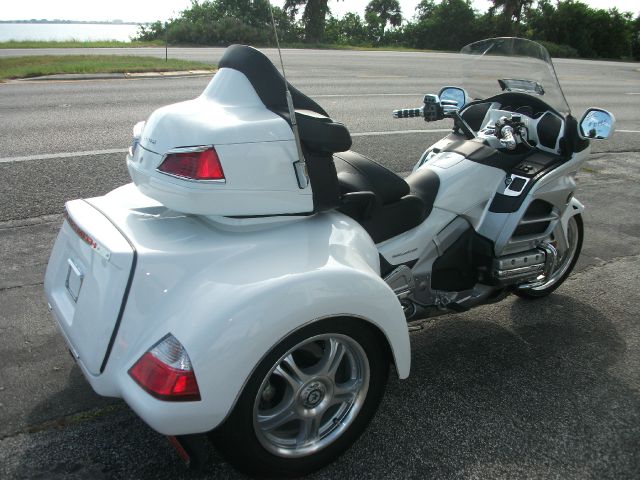 Honda Road Smith Trike 2012 photo 2